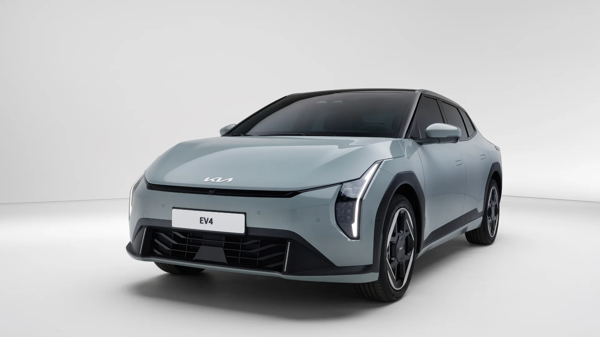 kia-ev3-sedan-eksterior-front