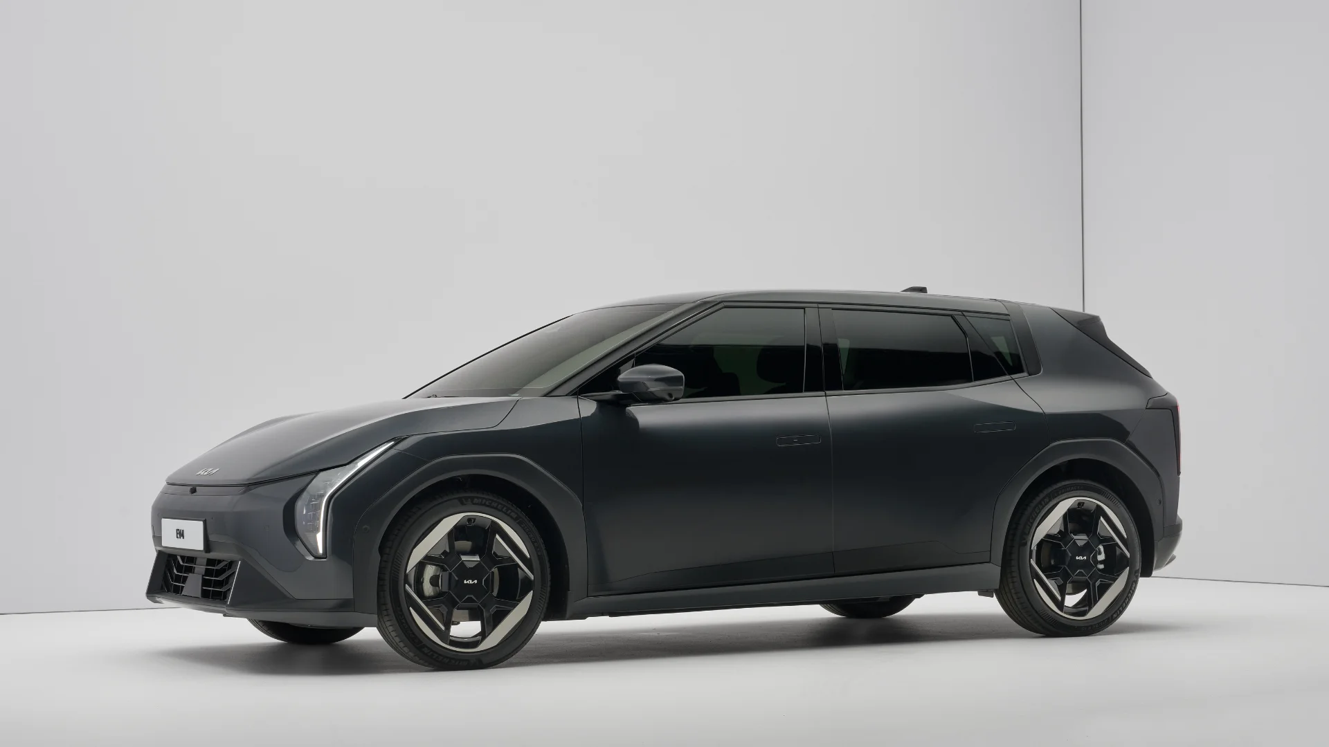 kia-ev4-eksteriordesign